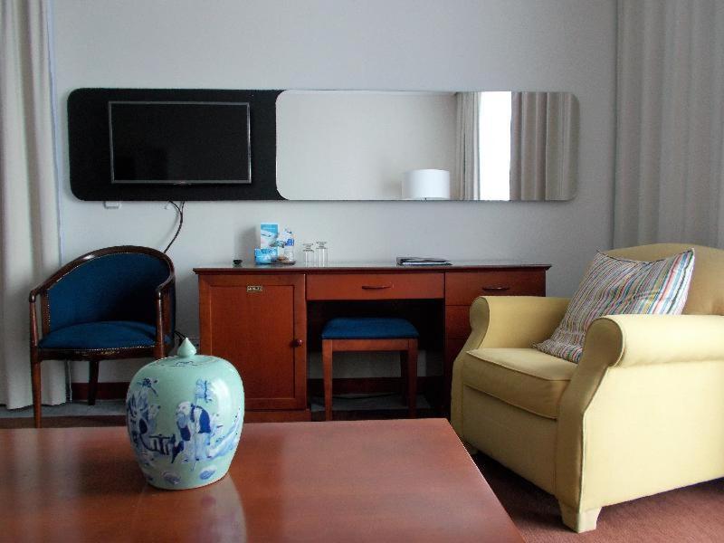 Azoris Faial Garden - Resort Hotel Horta  Room photo